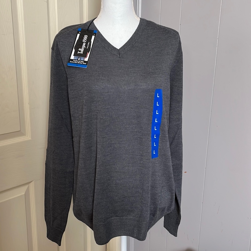 Heather grey mens large v-neck sweater. NWT